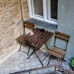 Freshly Refurbished, Stylish Home In The Center Of Budapest